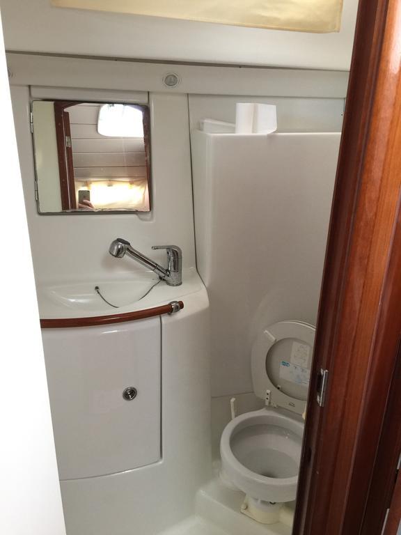 فندق Puerto Calero Boat المظهر الخارجي الصورة
